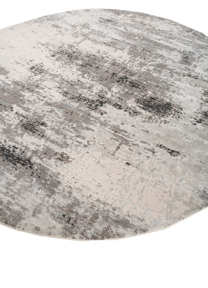 uvenuti ivory wool and bamboo silk hand knotted Rug - FoldShot uvenuti ivory wool and bamboo silk hand knotted Rug - FoldShot