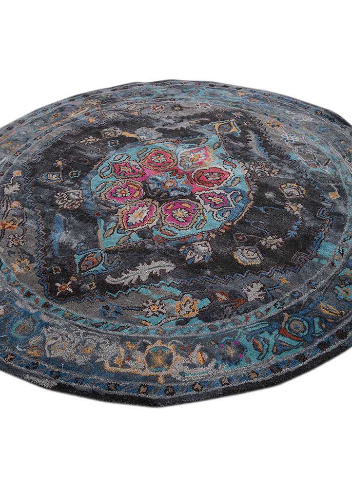 mythos grey and black wool and viscose hand tufted Rug - FoldShot