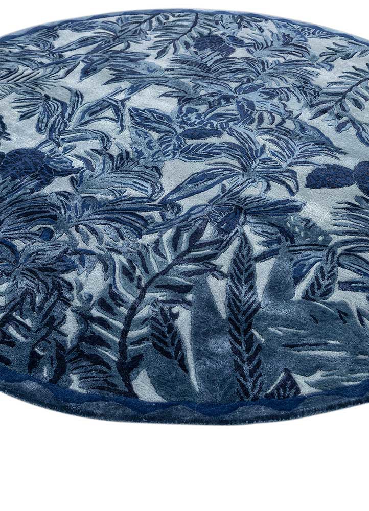 aurelia blue wool and viscose hand tufted Rug - FoldShot aurelia blue wool and viscose hand tufted Rug - FoldShot