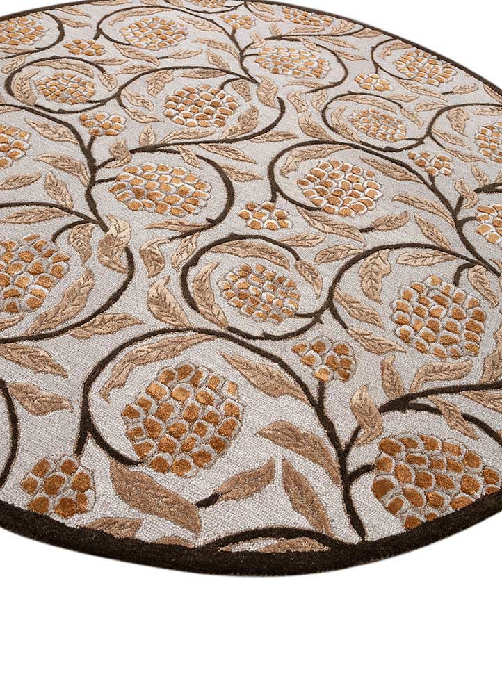 aurelia grey and black wool and viscose hand tufted Rug - FoldShot aurelia grey and black wool and viscose hand tufted Rug - FoldShot