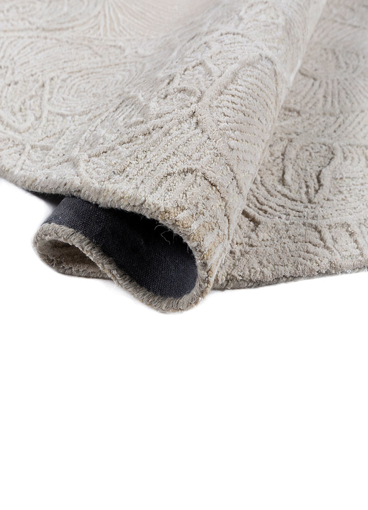 aurelia ivory wool and viscose hand tufted Rug - FoldShot