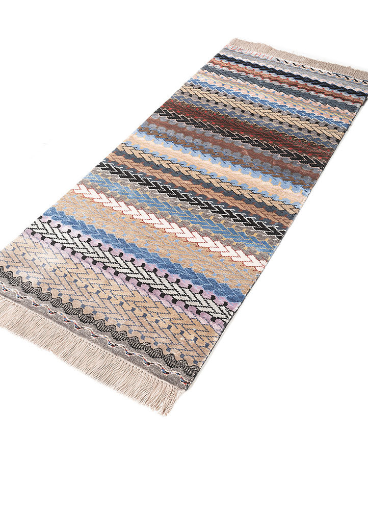 manchaha grey and black wool and bamboo silk hand knotted Rug - FoldShot manchaha grey and black wool and bamboo silk hand knotted Rug - FoldShot