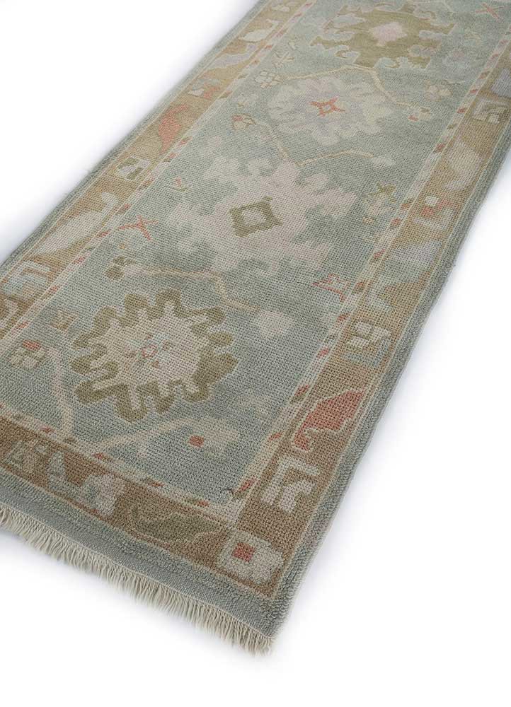 cyanna blue wool hand knotted Rug - FoldShot