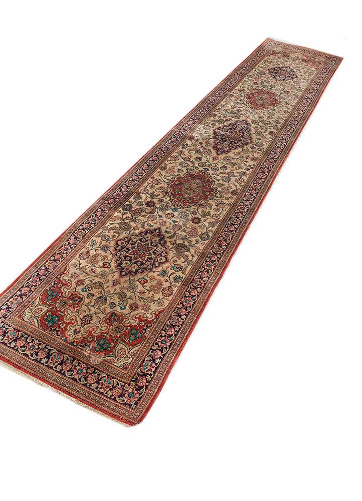 gulmarg green silk hand knotted Rug - FoldShot gulmarg green silk hand knotted Rug - FoldShot