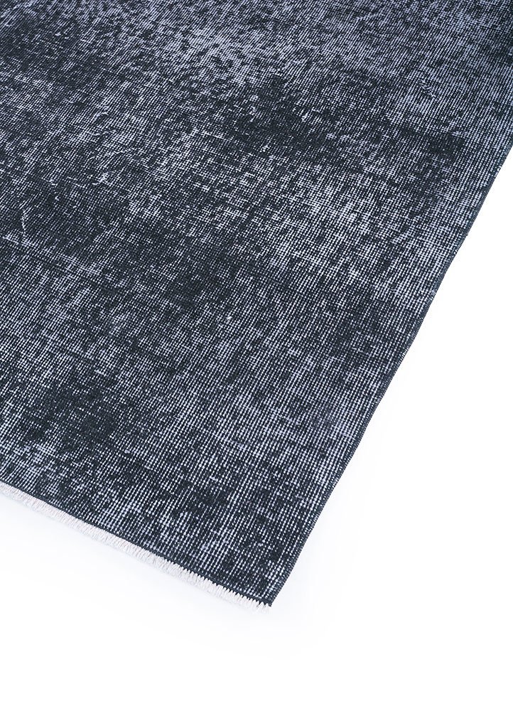 lacuna grey and black wool hand knotted Rug - FoldShot lacuna grey and black wool hand knotted Rug - FoldShot