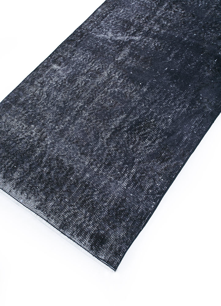 lacuna grey and black wool hand knotted Rug - FoldShot lacuna grey and black wool hand knotted Rug - FoldShot