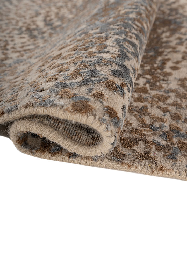 unstring by kavi ivory wool and bamboo silk hand knotted Rug - FoldShot