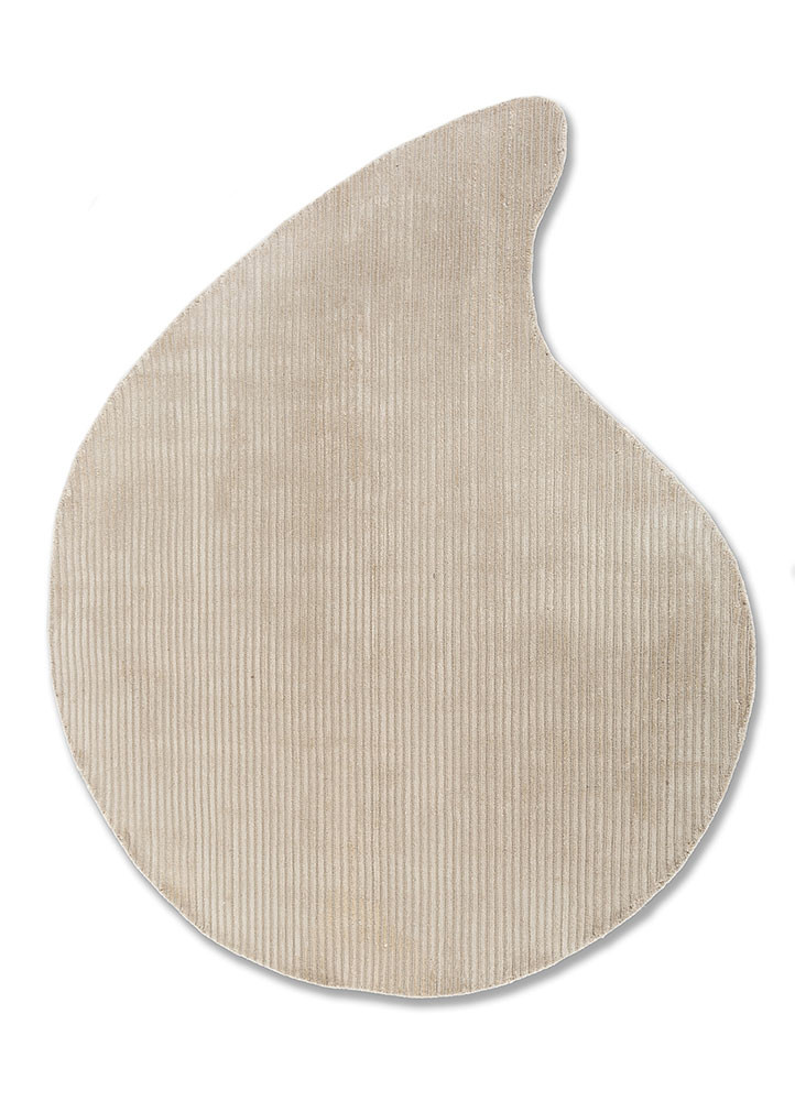 saga ivory wool and viscose hand loom Rug - HeadShot saga ivory wool and viscose hand loom Rug - HeadShot