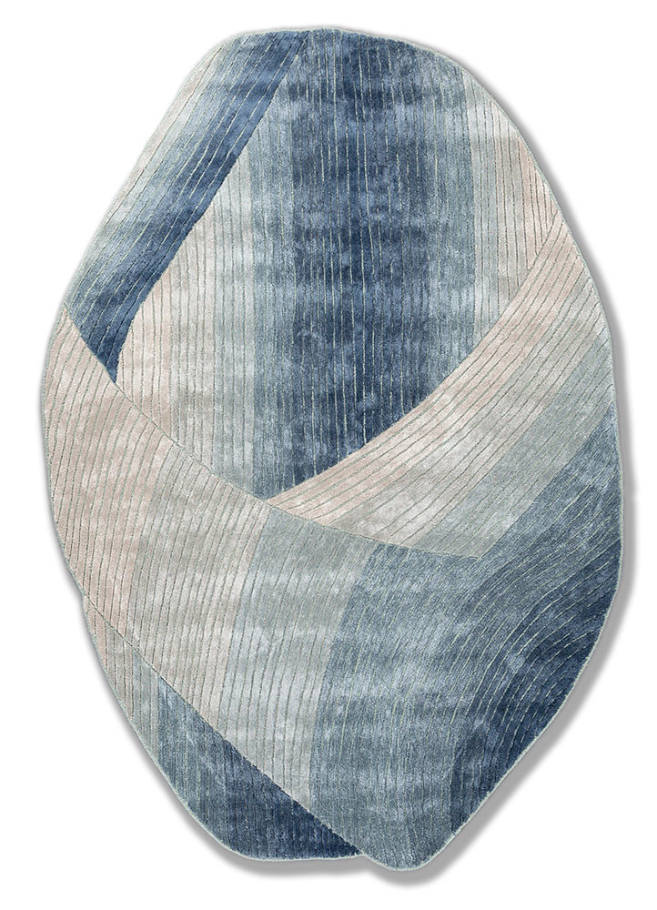 lucid blue wool and viscose hand tufted Rug - HeadShot