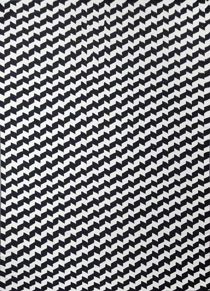 alhambra grey and black wool flat weaves Rug - HeadShot alhambra grey and black wool flat weaves Rug - HeadShot