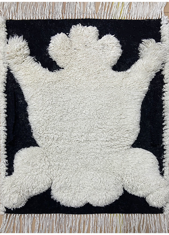 aprezo grey and black wool hand knotted Rug - HeadShot aprezo grey and black wool hand knotted Rug - HeadShot