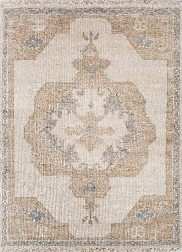 thyme ivory wool hand knotted Rug - HeadShot