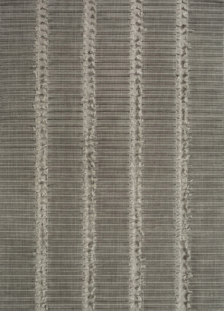 saga blue wool hand loom Rug - HeadShot saga blue wool hand loom Rug - HeadShot