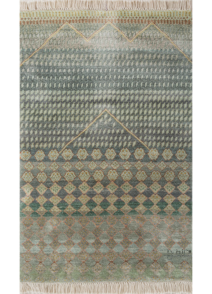 manchaha green silk hand knotted Rug - HeadShot manchaha green silk hand knotted Rug - HeadShot