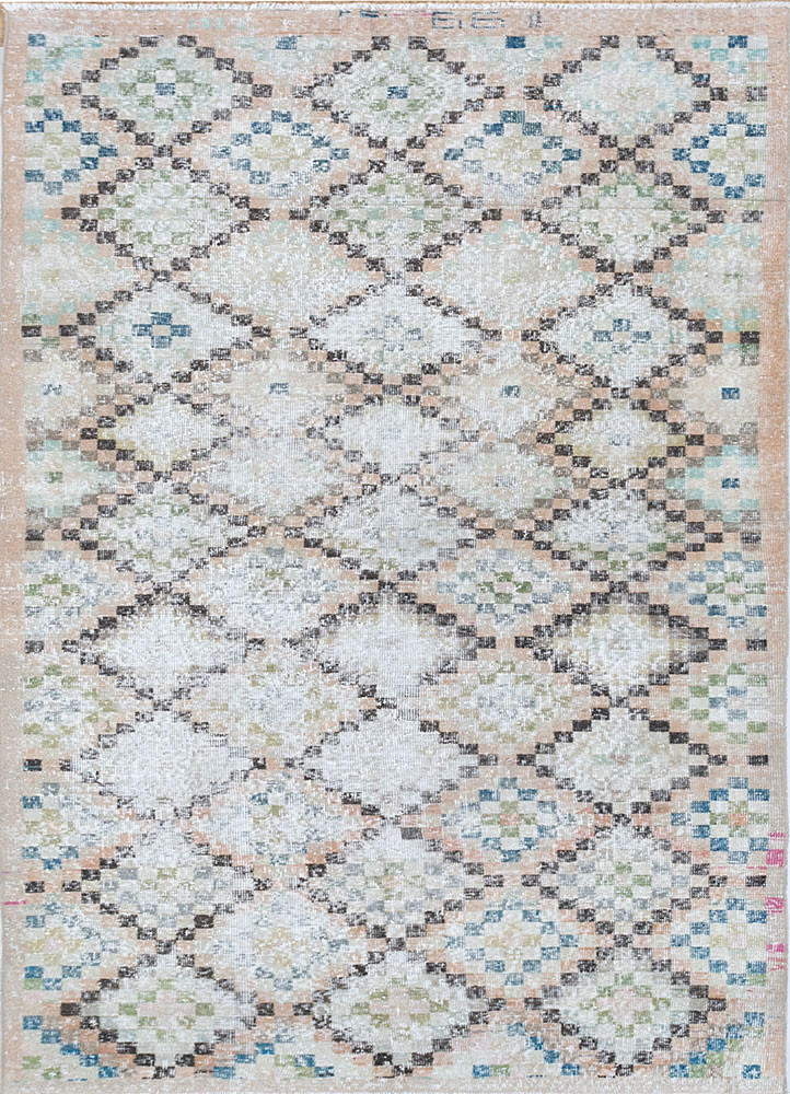 vintage beige and brown wool hand knotted Rug - HeadShot vintage beige and brown wool hand knotted Rug - HeadShot