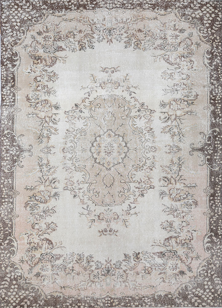 vintage beige and brown wool hand knotted Rug - HeadShot vintage beige and brown wool hand knotted Rug - HeadShot