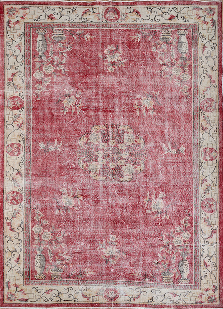 vintage red and orange wool hand knotted Rug - HeadShot vintage red and orange wool hand knotted Rug - HeadShot