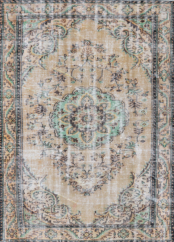 vintage beige and brown wool hand knotted Rug - HeadShot vintage beige and brown wool hand knotted Rug - HeadShot