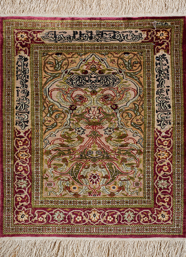 gulmarg gold silk hand knotted Rug - HeadShot