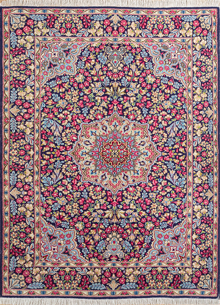 aalam blue wool hand knotted Rug - HeadShot