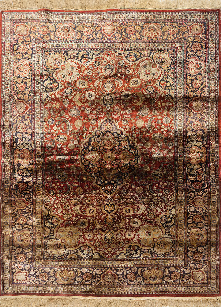 gulmarg red and orange silk hand knotted Rug - HeadShot