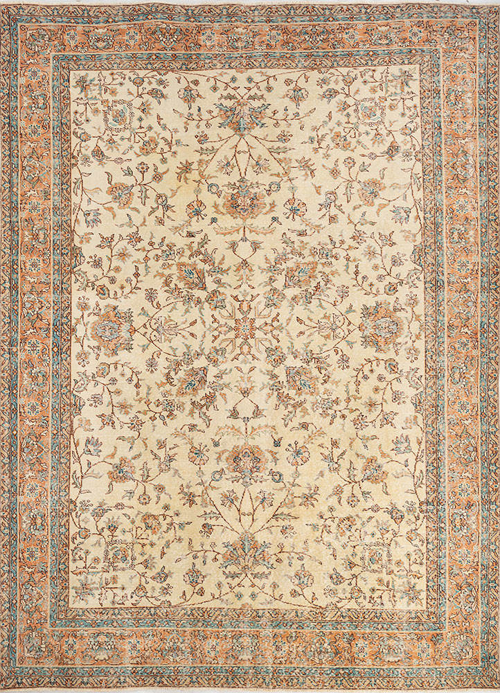 vintage gold wool hand knotted Rug - HeadShot