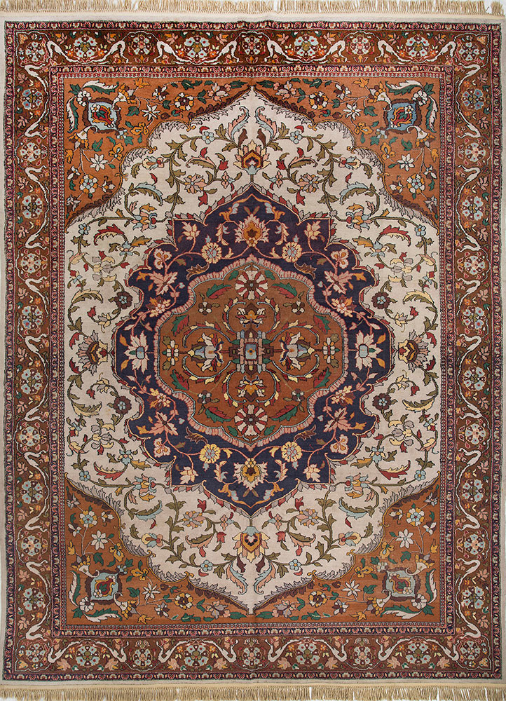 aalam grey and black wool hand knotted Rug - HeadShot aalam grey and black wool hand knotted Rug - HeadShot