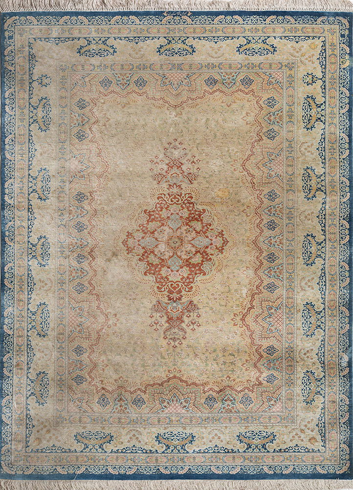 gulmarg blue silk hand knotted Rug - HeadShot