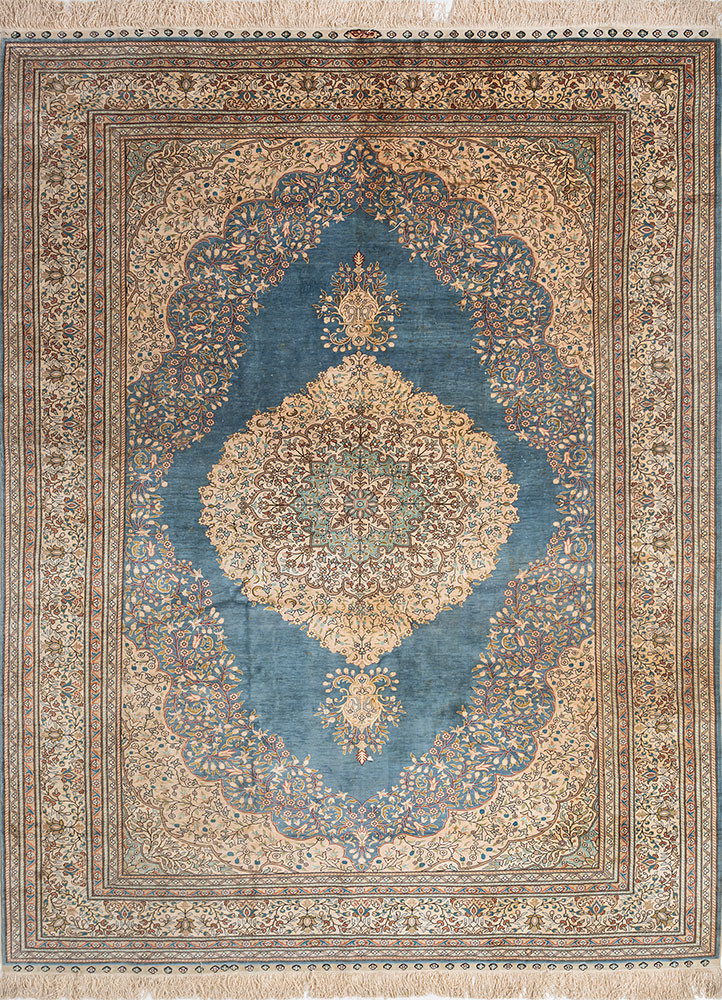gulmarg blue silk hand knotted Rug - HeadShot gulmarg blue silk hand knotted Rug - HeadShot