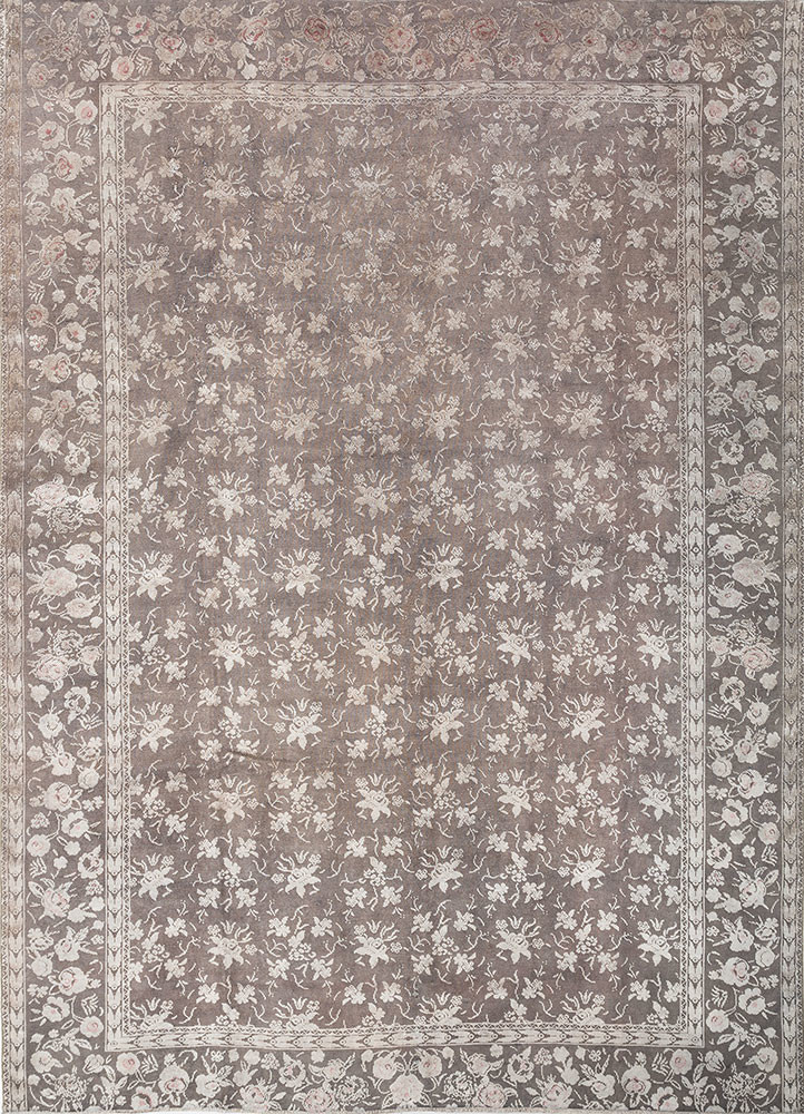 azalea green wool and silk hand knotted Rug - HeadShot azalea green wool and silk hand knotted Rug - HeadShot