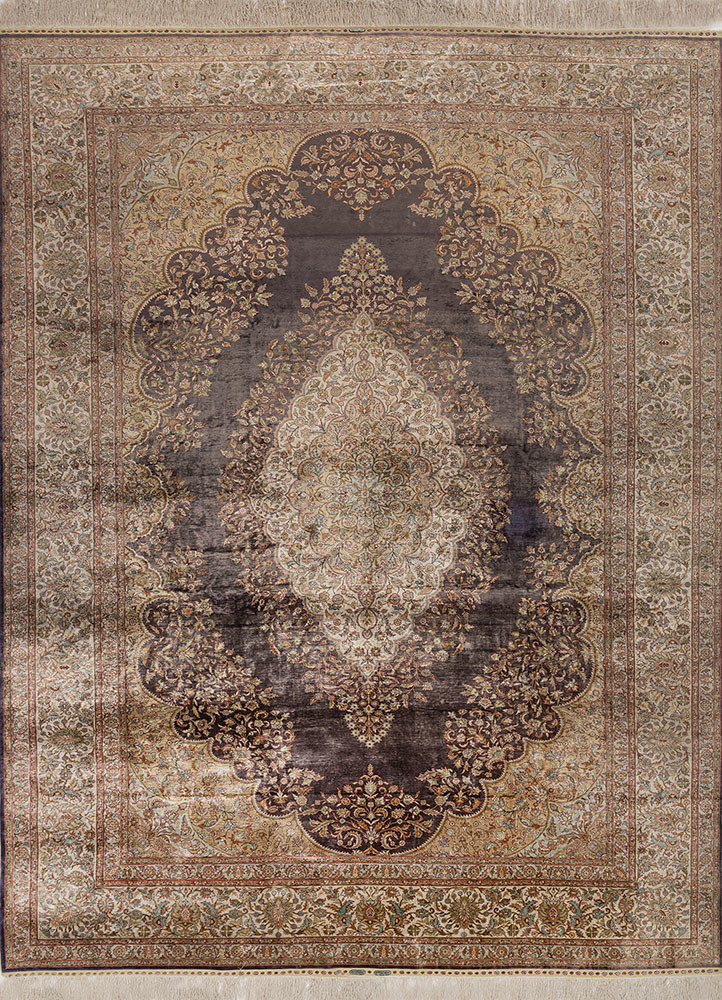 gulmarg green silk hand knotted Rug - HeadShot gulmarg green silk hand knotted Rug - HeadShot