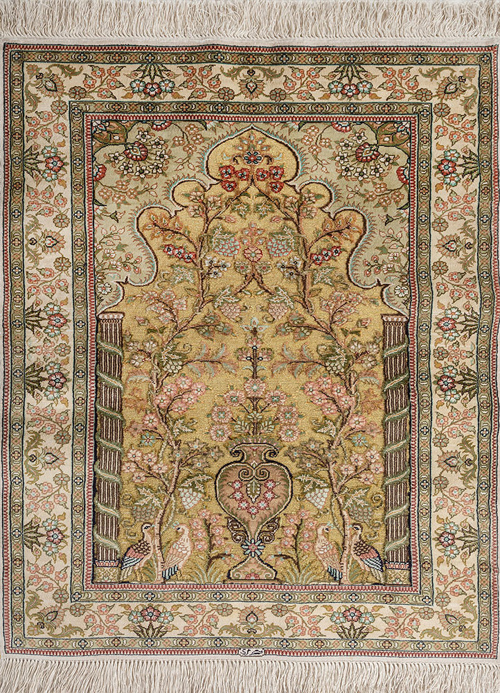gulmarg green silk hand knotted Rug - HeadShot