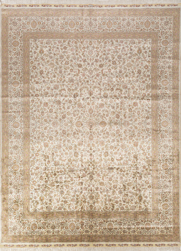 gulmarg red and orange silk hand knotted Rug - HeadShot