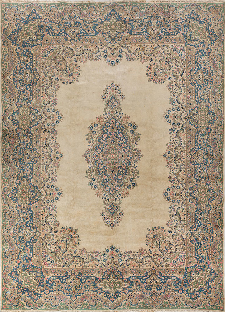 aalam green wool hand knotted Rug - HeadShot