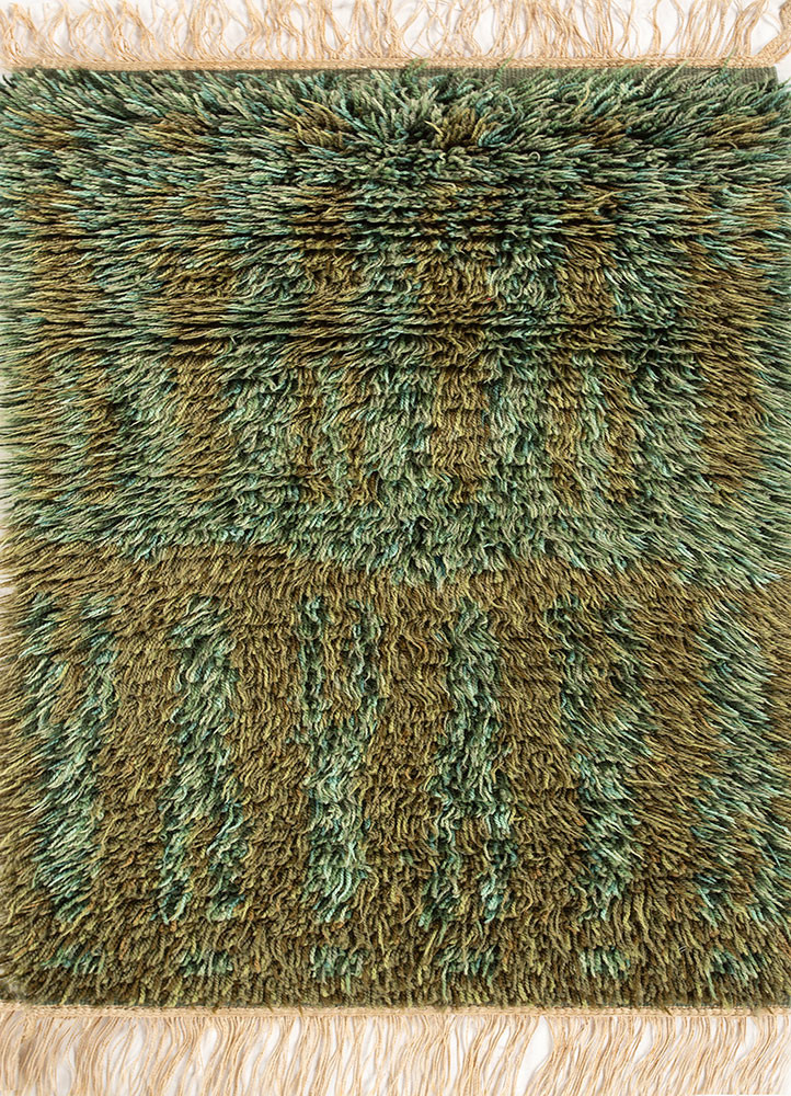 zuri blue wool hand knotted Rug - HeadShot zuri blue wool hand knotted Rug - HeadShot