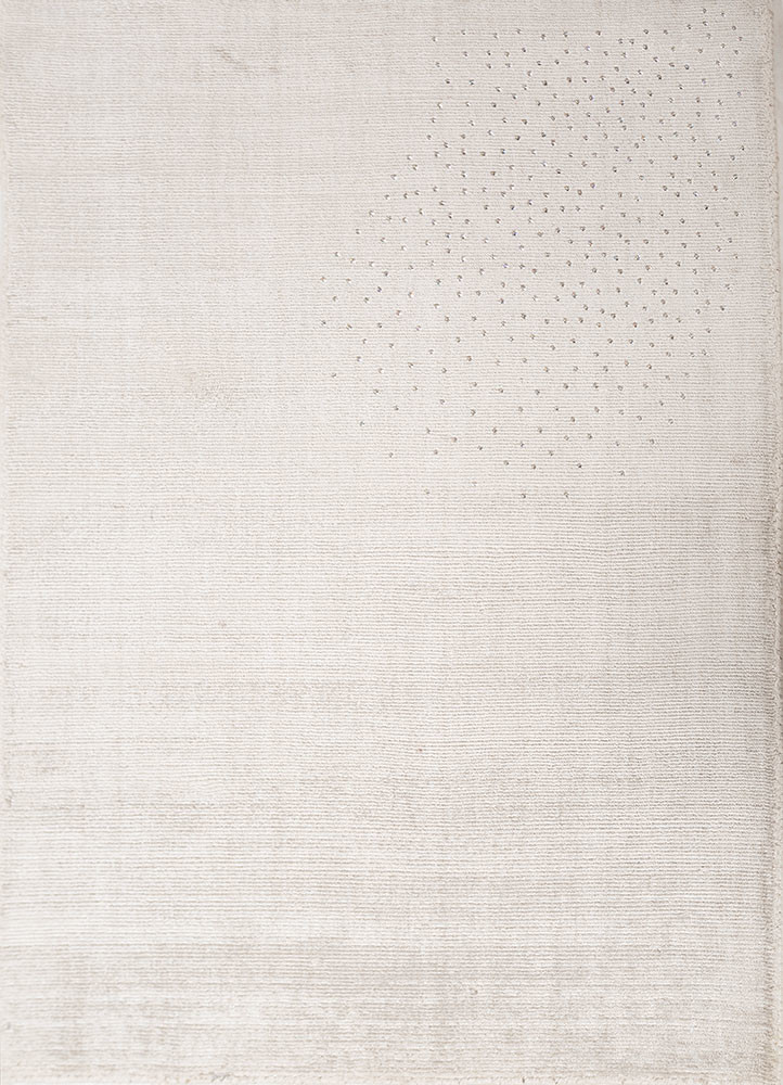 saga grey and black viscose hand loom Rug - HeadShot saga grey and black viscose hand loom Rug - HeadShot