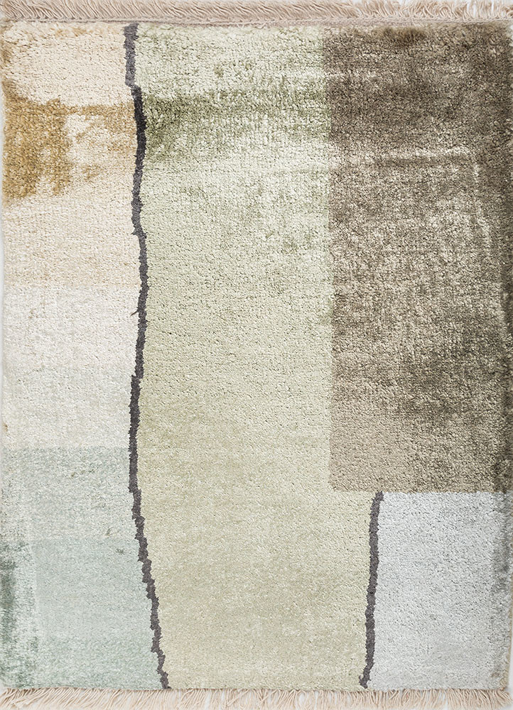 aprezo green bamboo silk hand knotted Rug - HeadShot