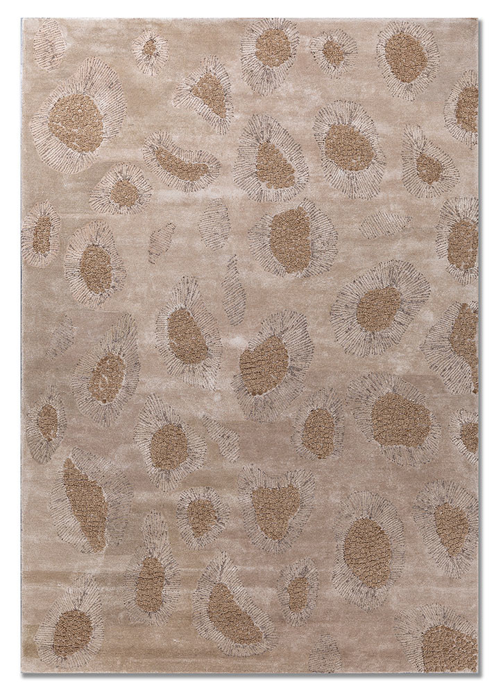wild wanderlust ivory wool and viscose hand tufted Rug - HeadShot