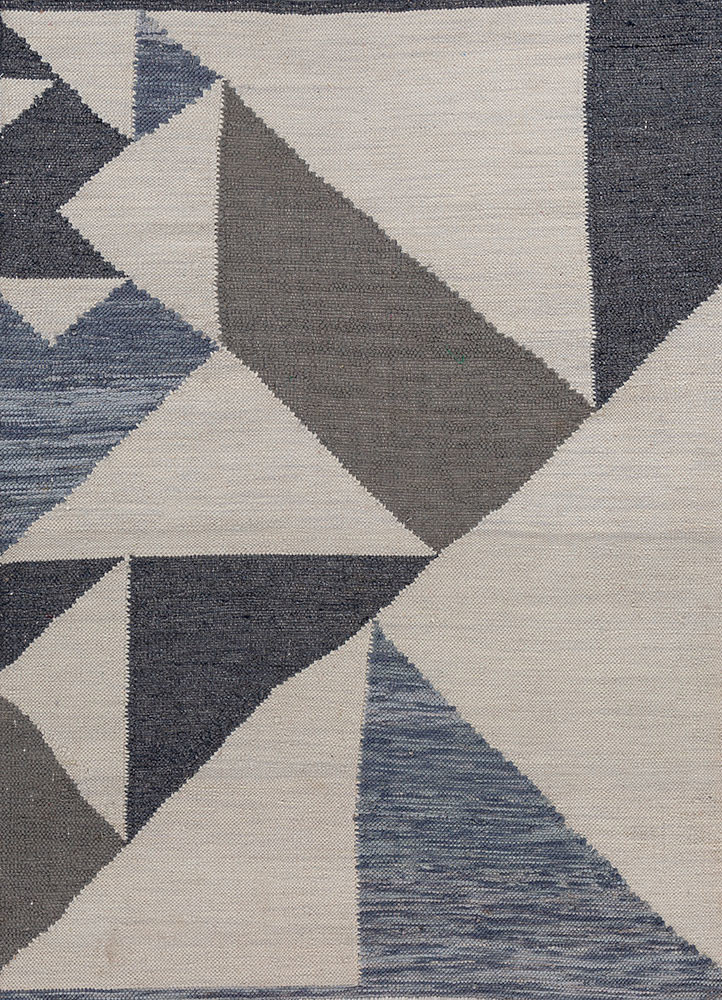 checkers grey and black wool and viscose flat weaves Rug - HeadShot checkers grey and black wool and viscose flat weaves Rug - HeadShot