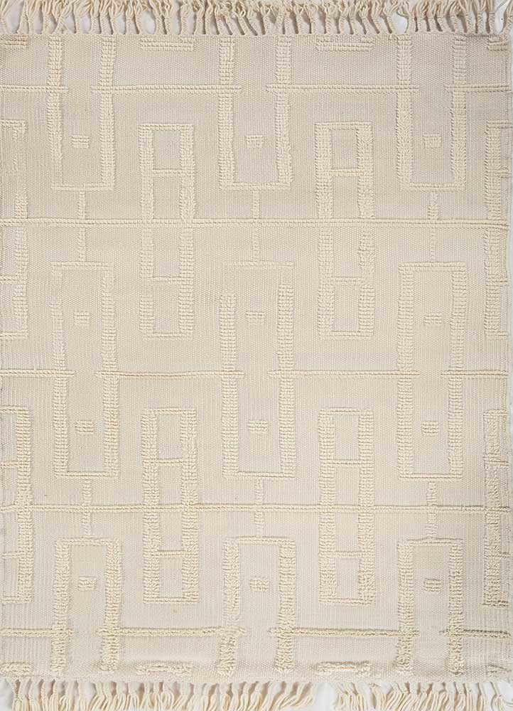 zuri ivory wool hand knotted Rug - HeadShot