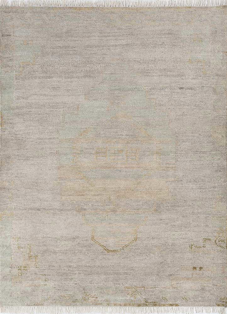  ivory wool hand knotted Rug