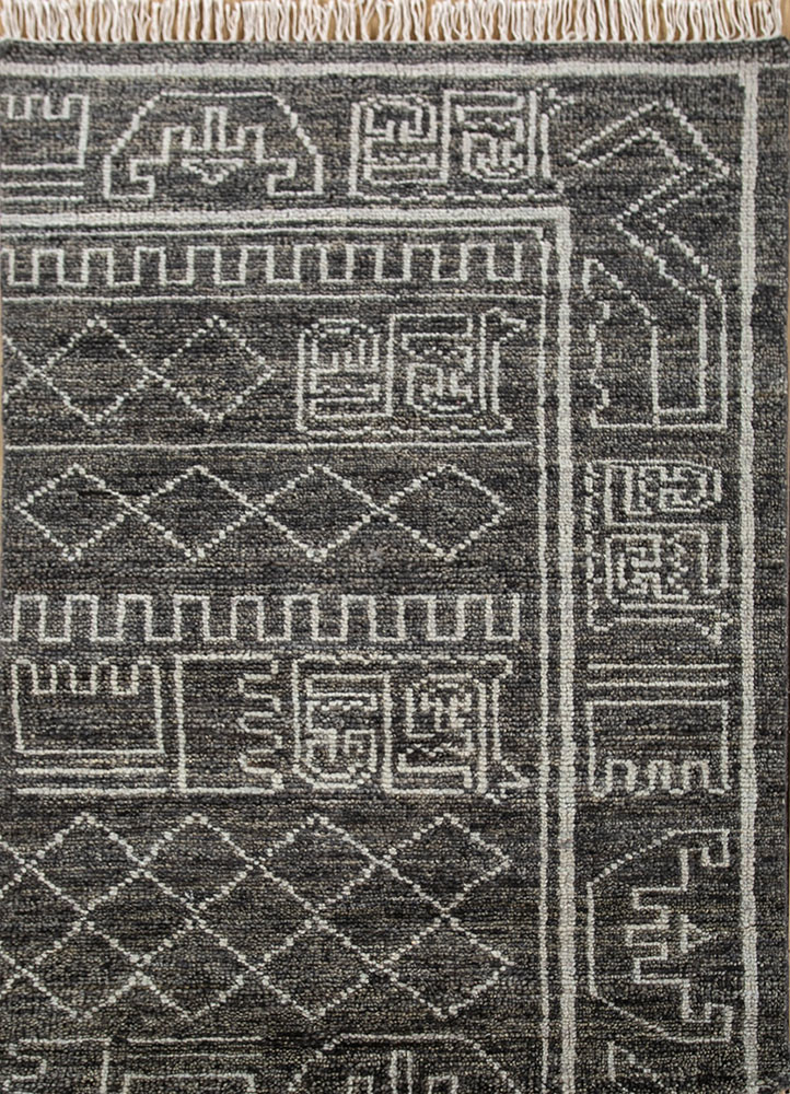 clan blue wool hand knotted Rug - HeadShot clan blue wool hand knotted Rug - HeadShot