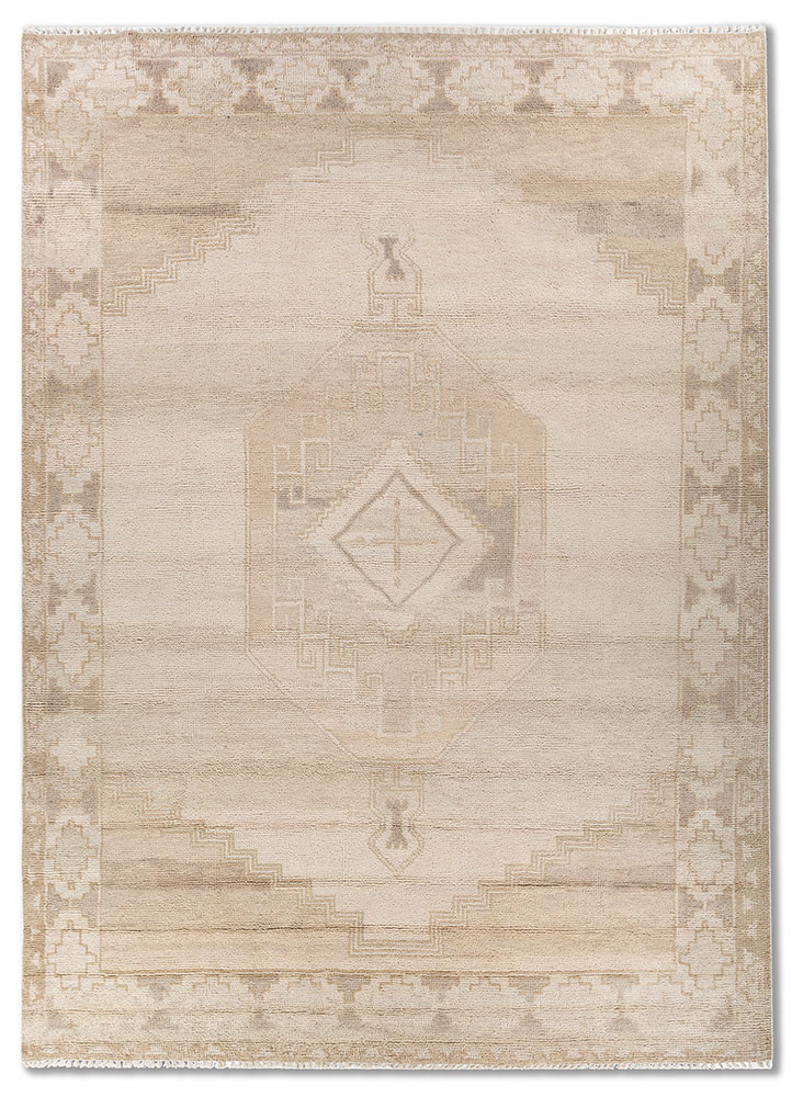 thyme ivory wool hand knotted Rug - HeadShot thyme ivory wool hand knotted Rug - HeadShot