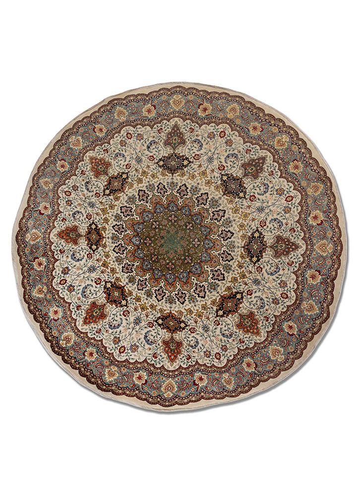 gulmarg green wool and silk hand knotted Rug - HeadShot gulmarg green wool and silk hand knotted Rug - HeadShot