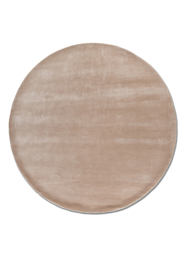  ivory viscose hand tufted Rug