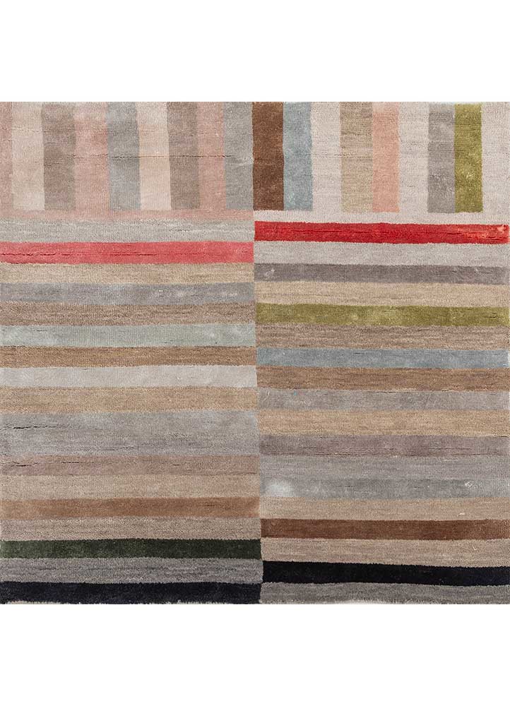 aprezo grey and black wool and bamboo silk hand knotted Rug - HeadShot