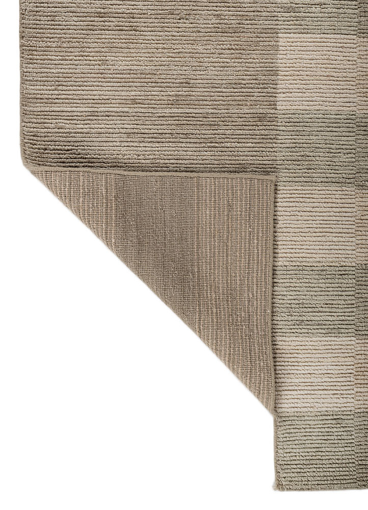 saga green wool hand loom Rug - Backing Shot saga green wool hand loom Rug - Backing Shot