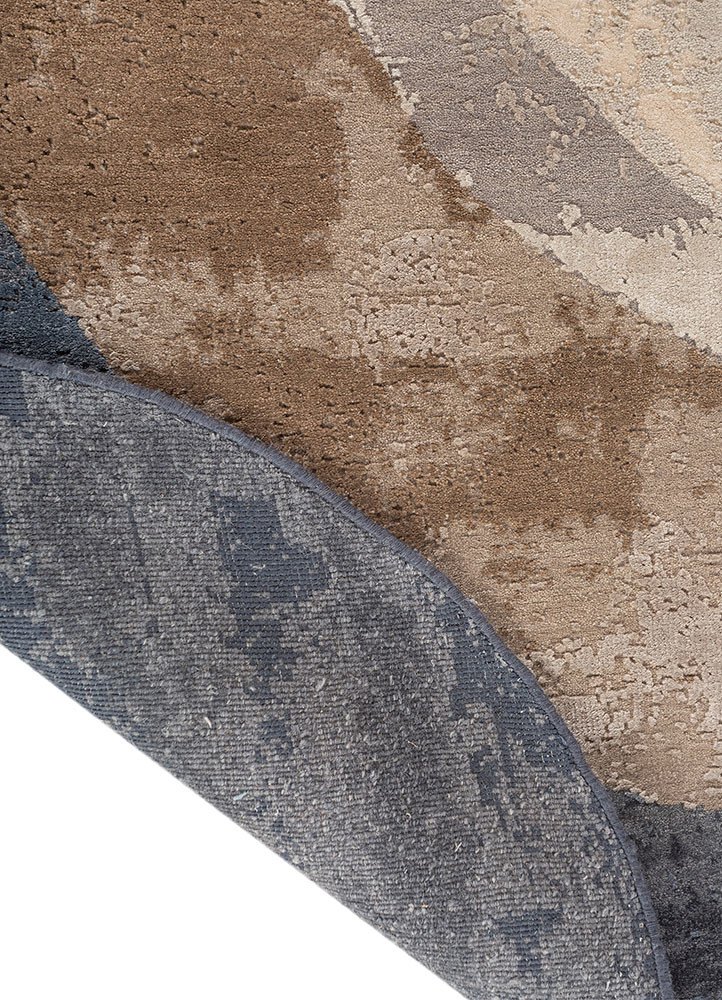 aprezo ivory wool and bamboo silk hand knotted Rug - Backing Shot aprezo ivory wool and bamboo silk hand knotted Rug - Backing Shot