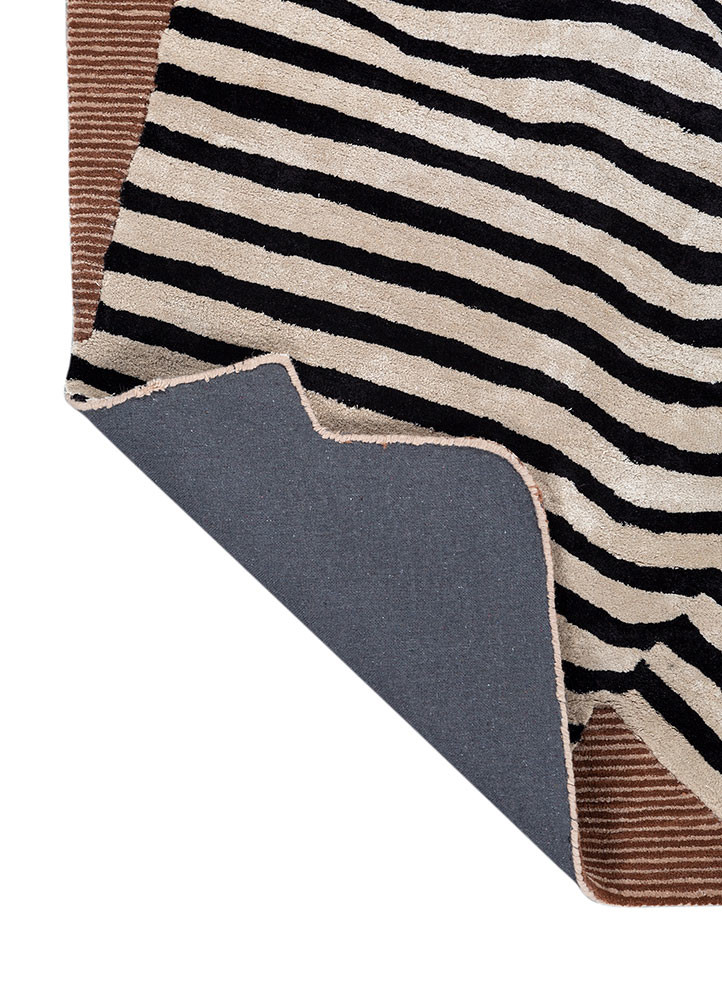 adrift ivory wool and viscose hand tufted Rug - Backing Shot