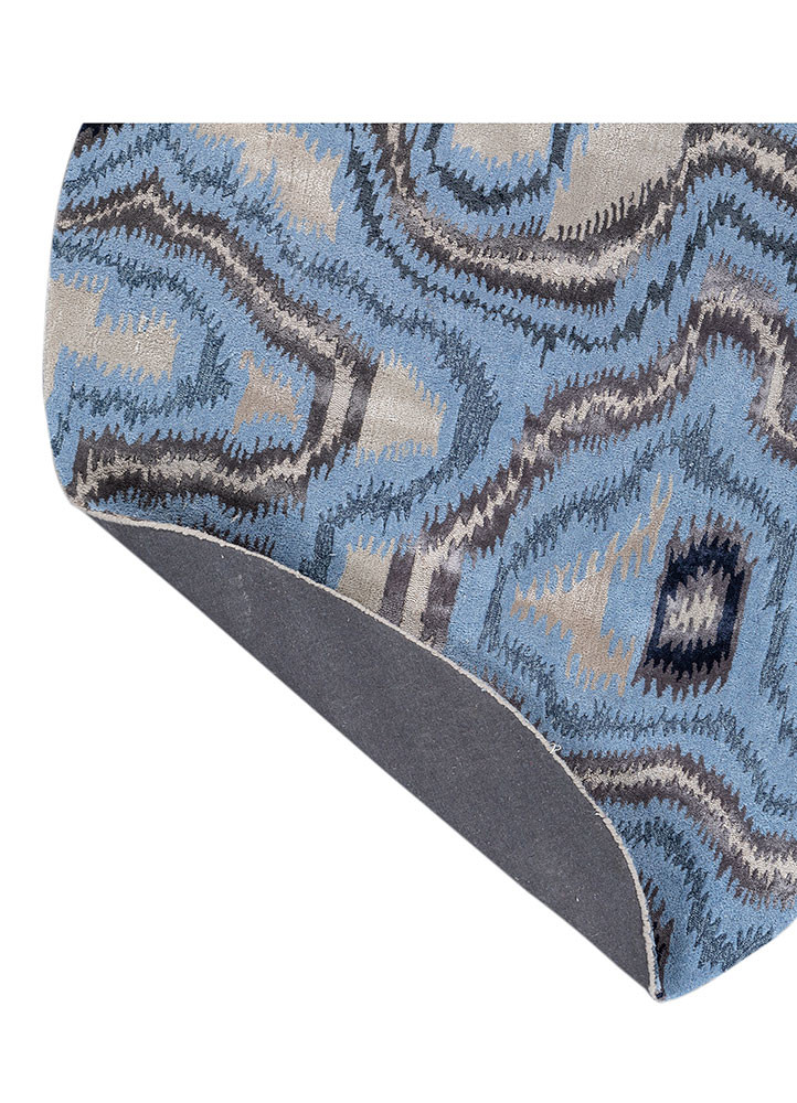 mythos blue wool and viscose hand tufted Rug - Backing Shot